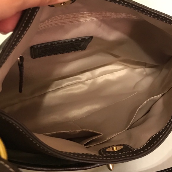 Coach brown leather crossbody - Picture 5 of 5